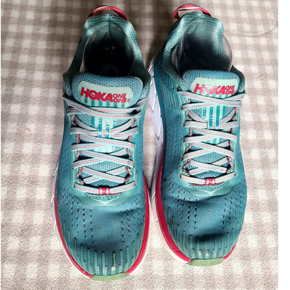 Hoka One One Clifton 5 Women’s Running Shoes Sz 9.5 Blue Green Pink Lightweight